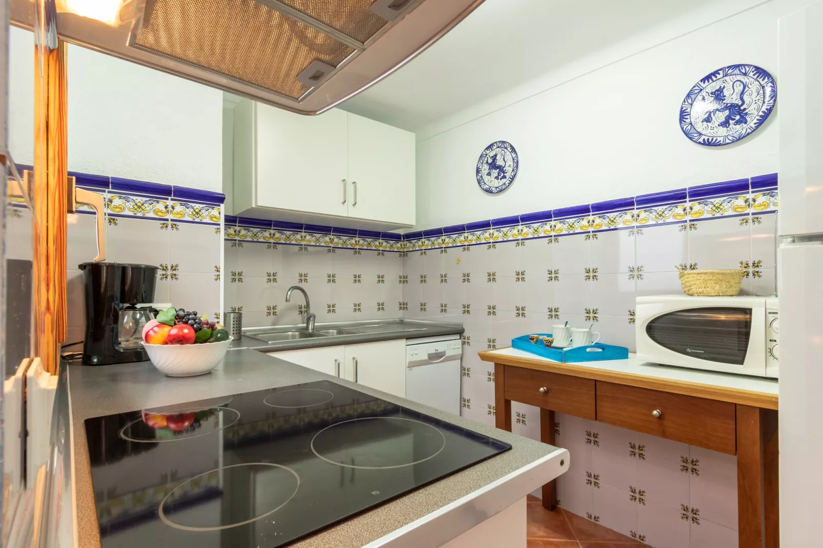 Casa Joana Acogedora Casa de Pueblo con Terraza-Kitchen