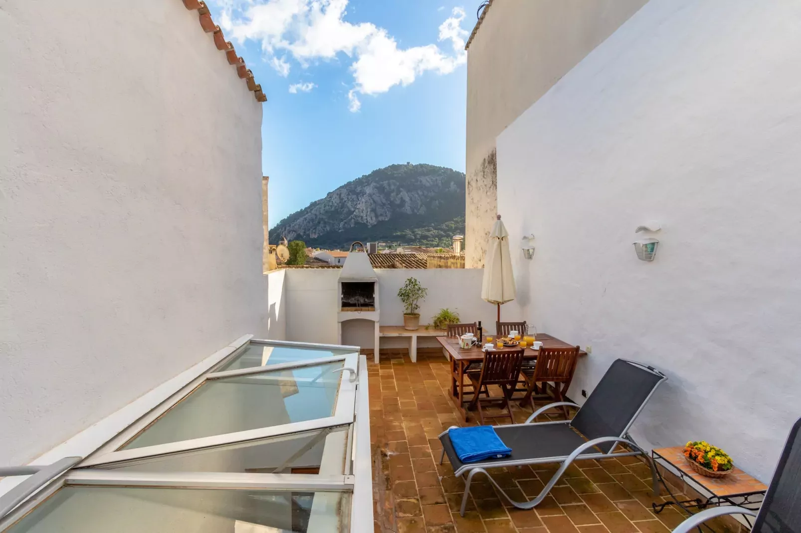 Casa Joana Acogedora Casa de Pueblo con Terraza-Terrace