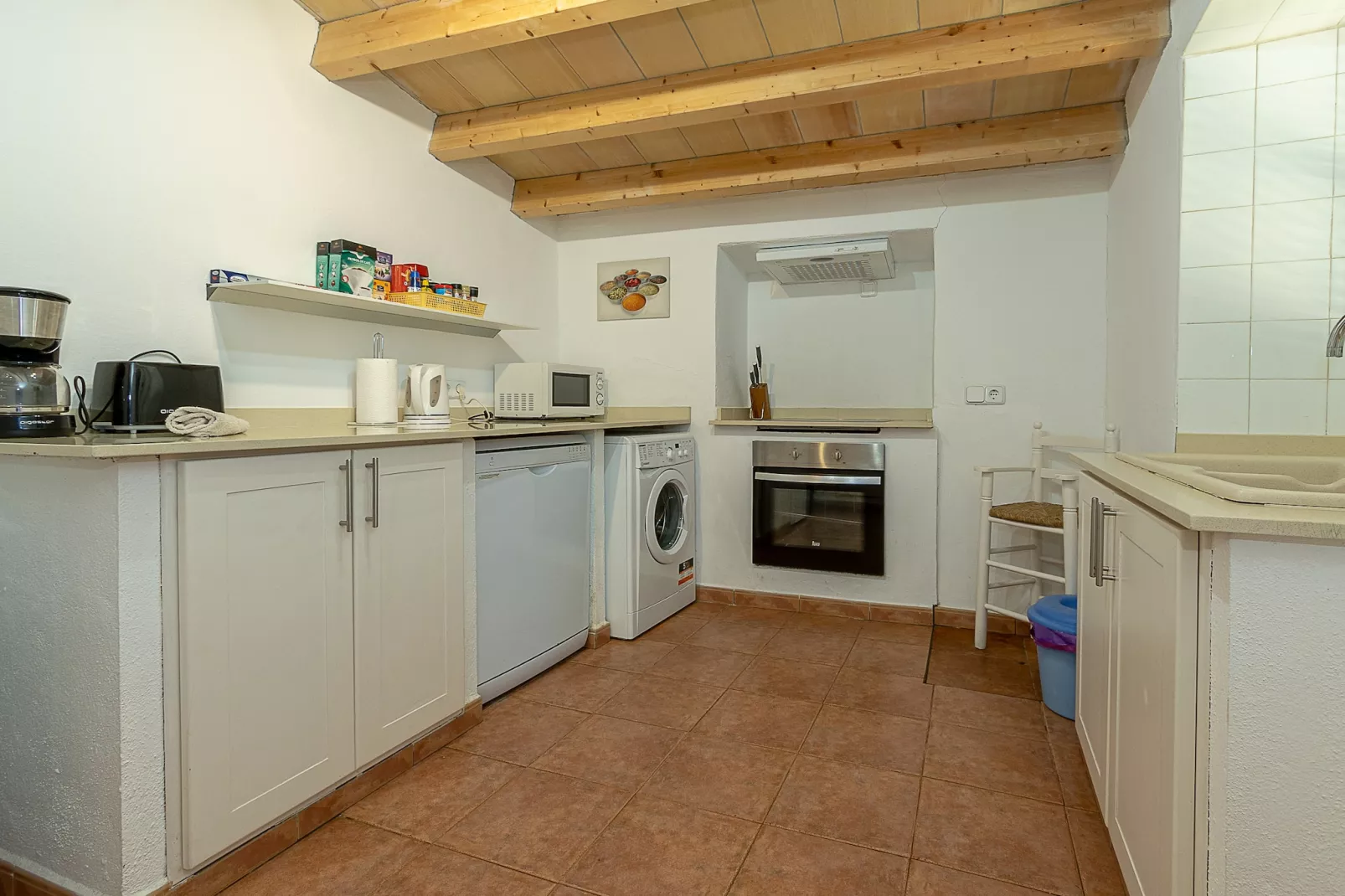 VILLA LAS PALMERAS IDEAL PARA TELETRABAJAR EN POLL-Kitchen