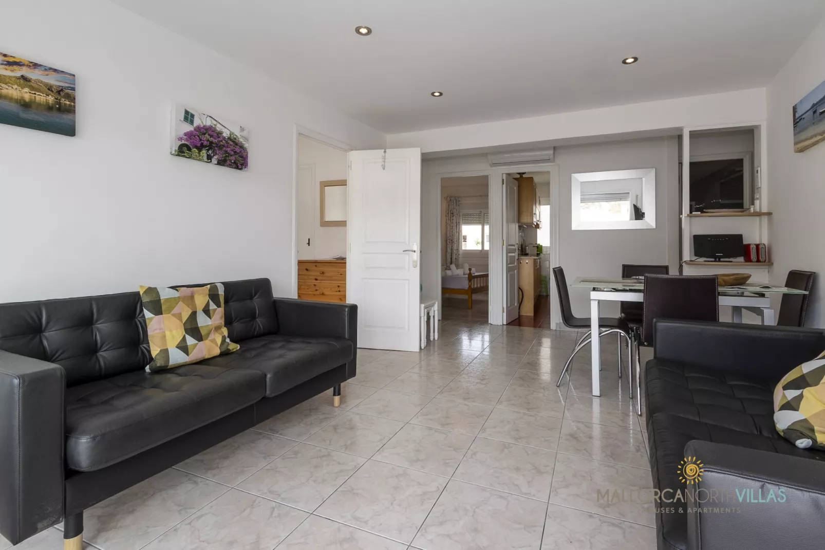 Can Watson Apartamento en Puerto de Pollensa-Living room