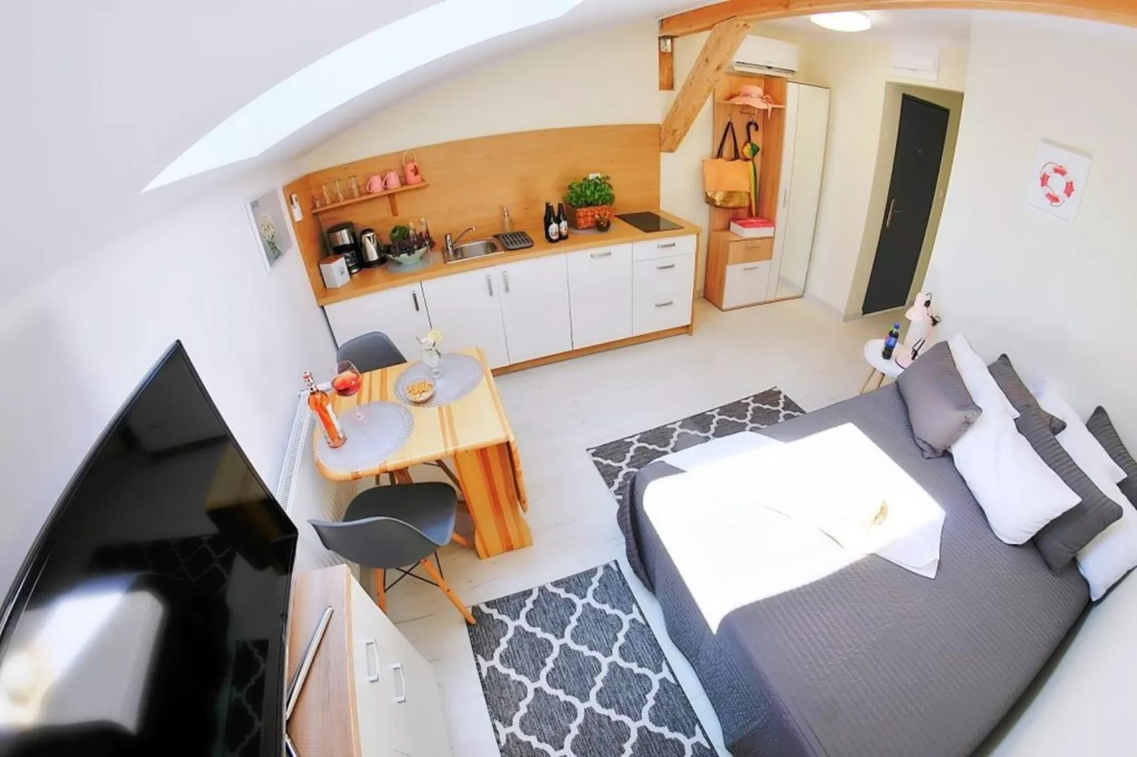 Studio 2-osobowe nr 3 16 m2 na poddaszu Ustronie Morskie-Bedroom