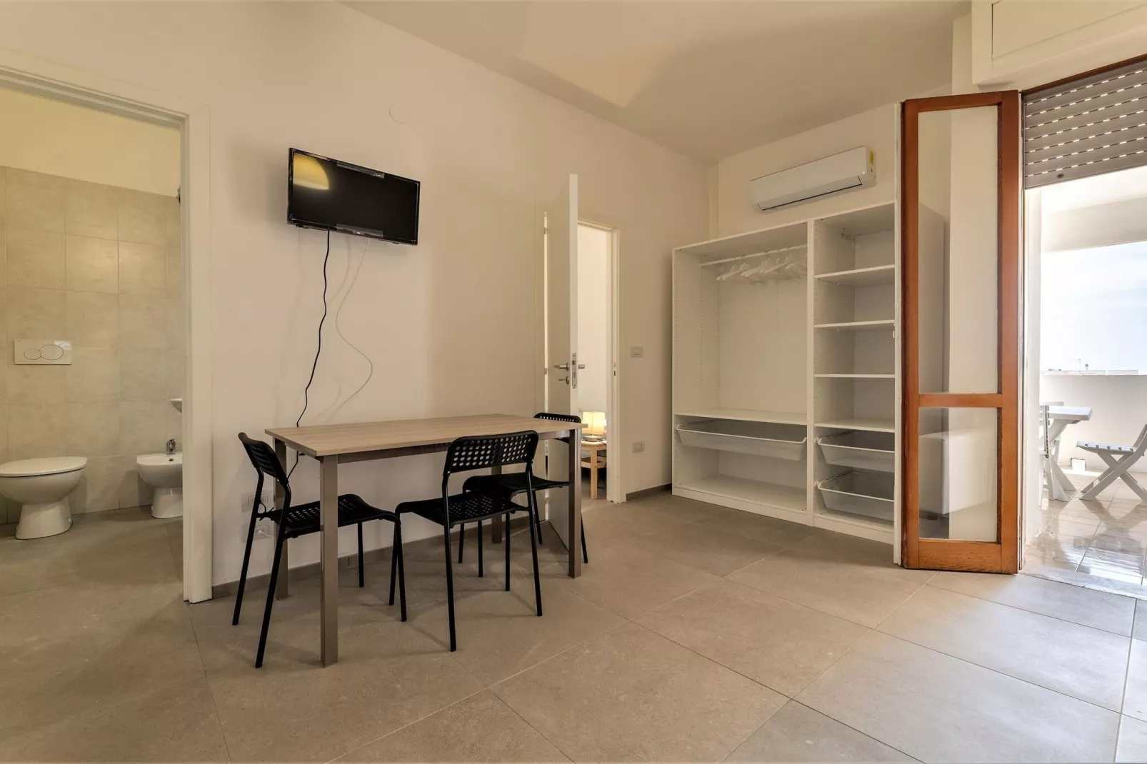 Baia Verde 4 Vista Mare LT30-Dining room