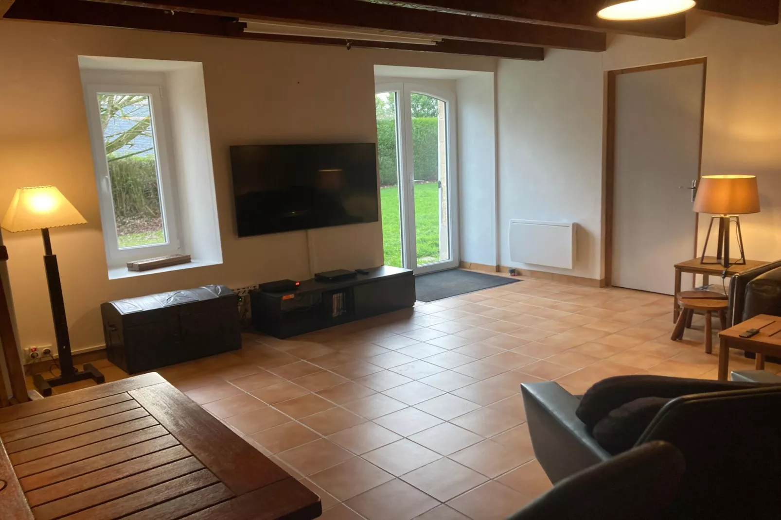 MAISON VIROLE-Salon