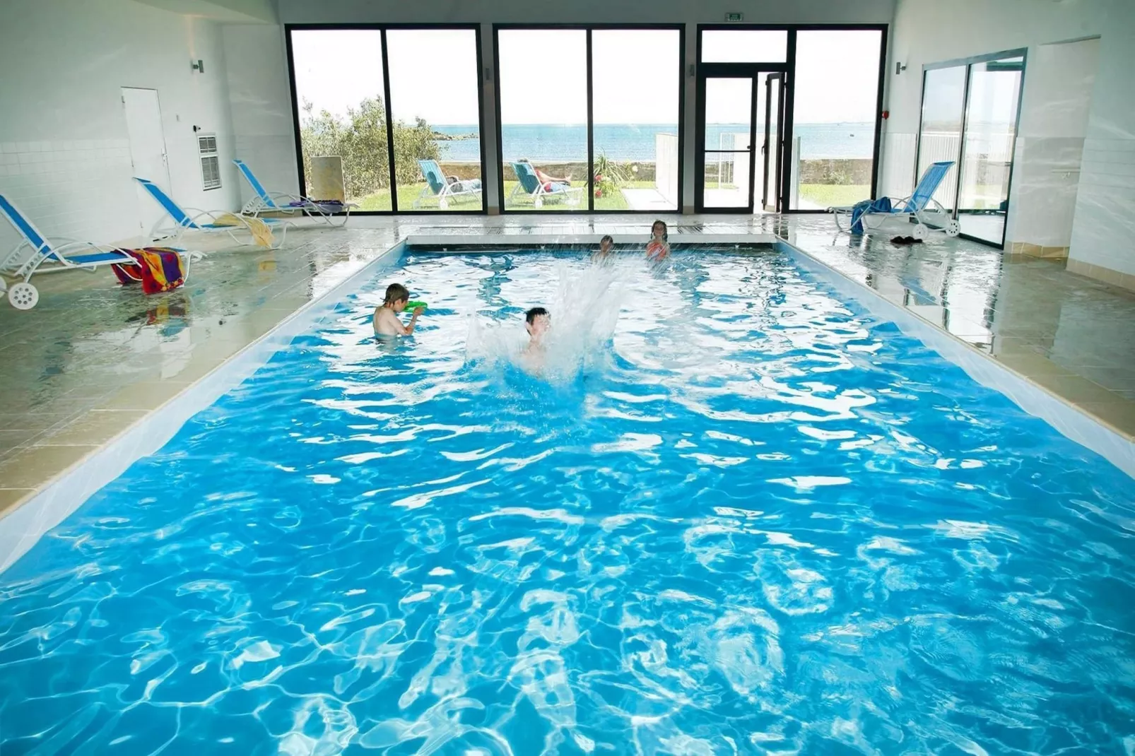 Résidence Domaine des Roches Jaunes 1-Pool