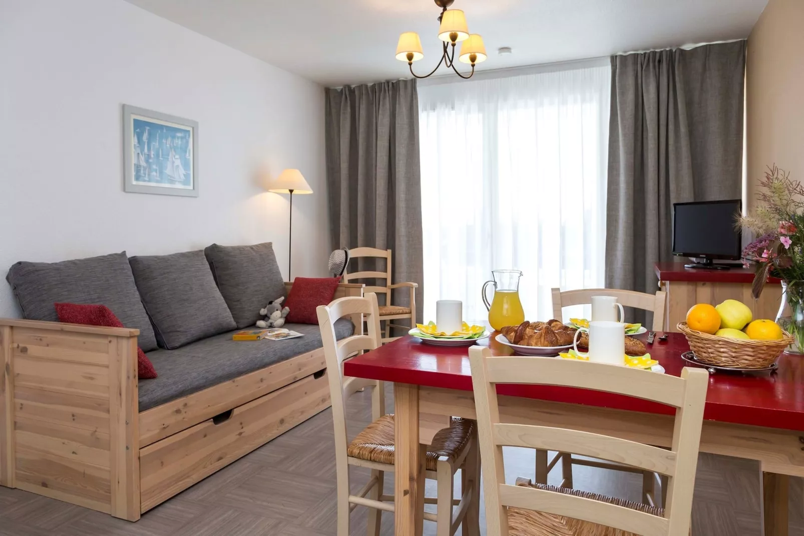 Résidence Domaine des Roches Jaunes 1-Dining room