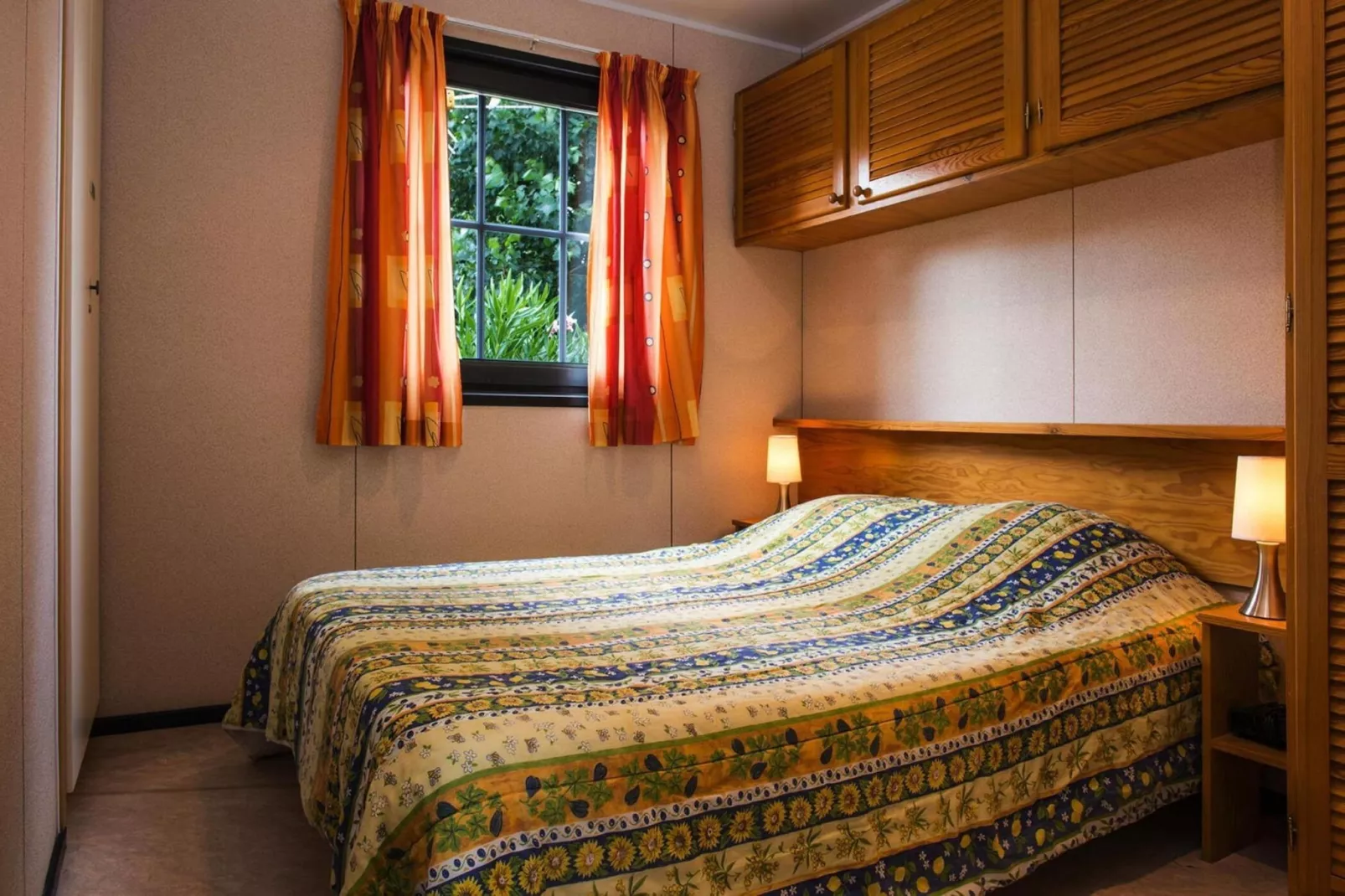 Domaine Les Mûriers Vendres-Plage // mobilhome 2 chambres-Bedroom