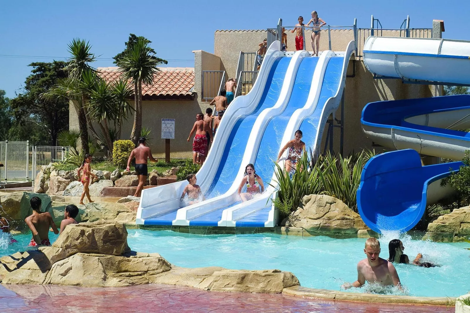 Domaine Les Mûriers Vendres-Plage // mobilhome 2 chambres-Areas summer 5km