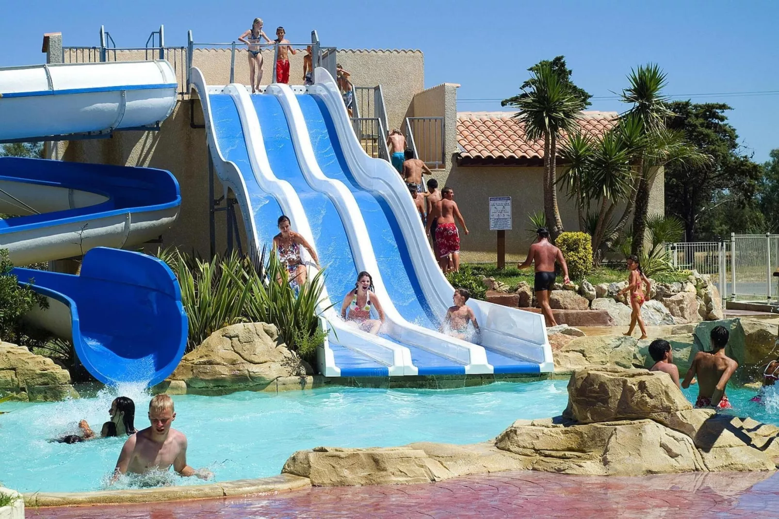 Domaine Les Mûriers Vendres-Plage // mobilhome 2 chambres-Areas summer 5km