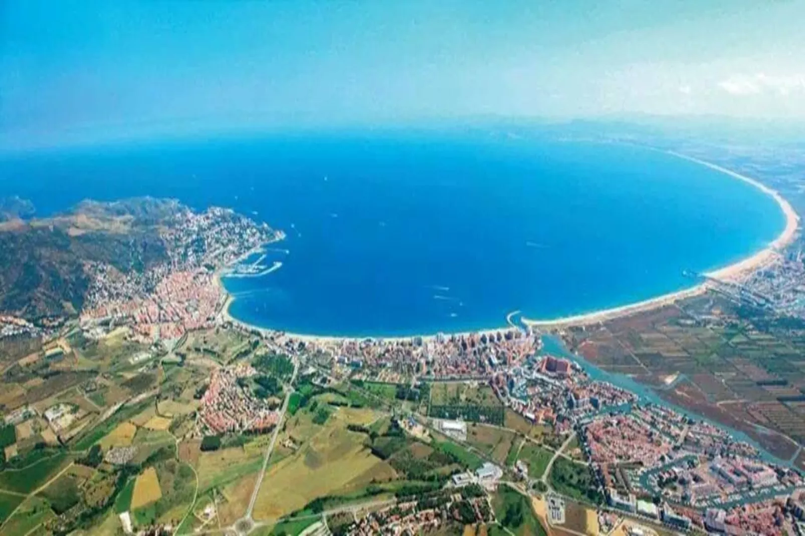 P.C. TRAMUNTANA 2 1 Roses-Areas summer 5km