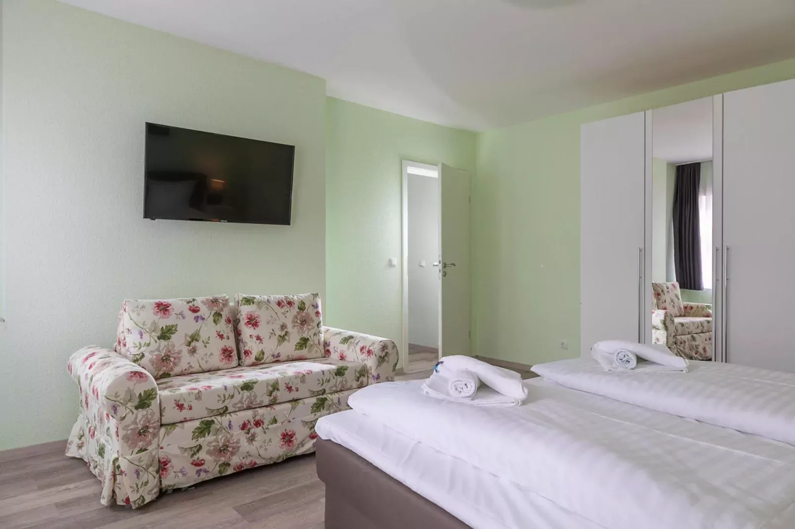 Schlossblick 4 Pers-Schlafzimmer
