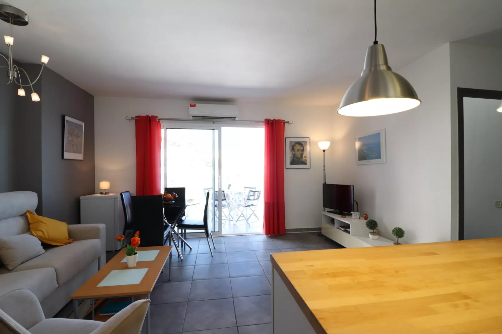 DELFIN 9 J Canyelles Roses-Living room