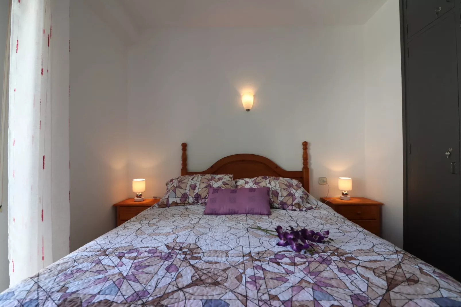 DELFIN 9 J Canyelles Roses-Bedroom
