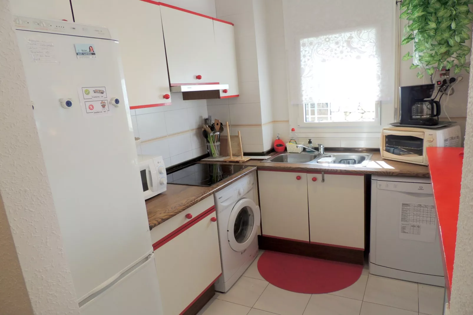 JARDINS III 1 Bjs 3 Roses-Kitchen