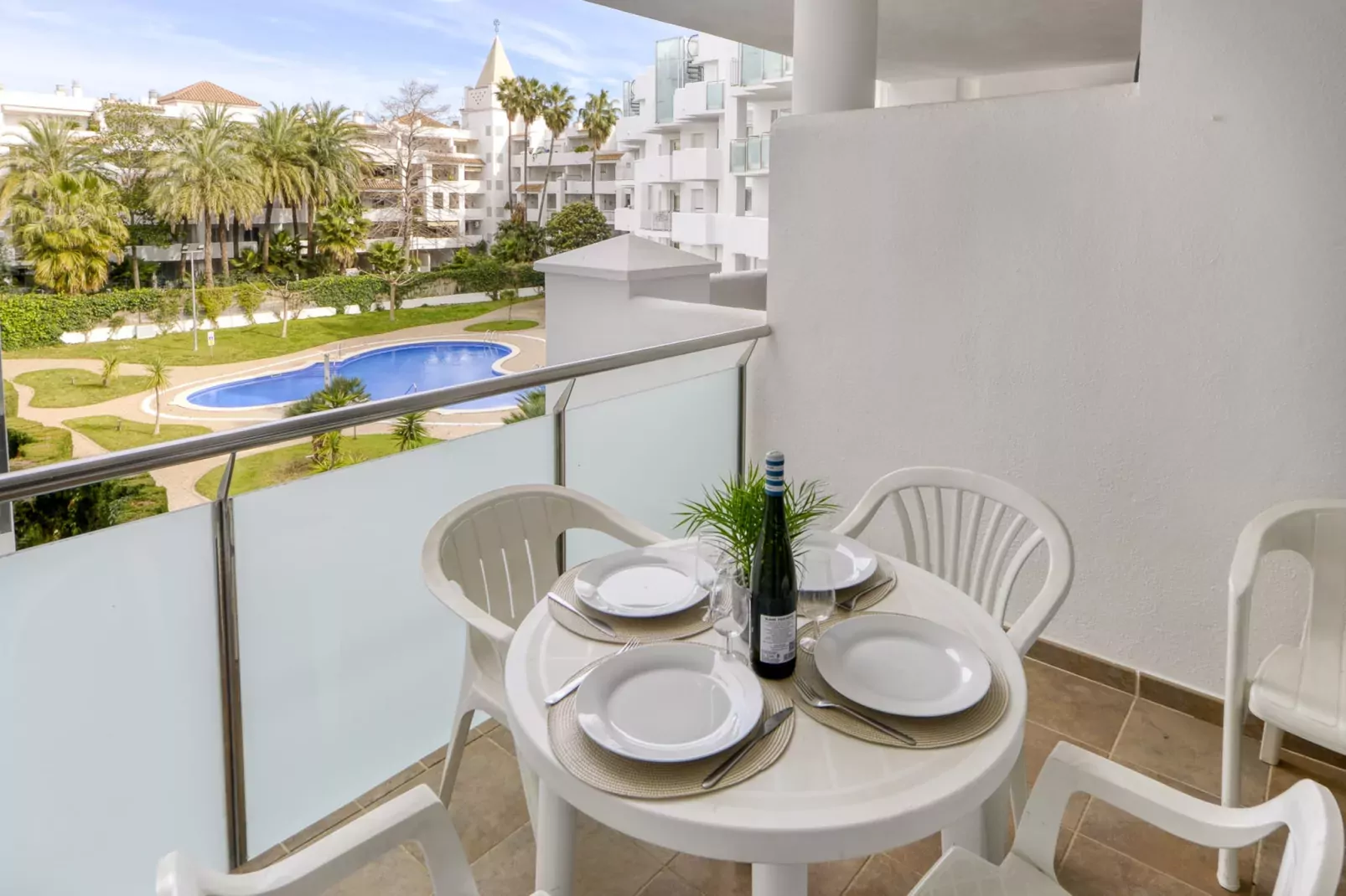 ROYAL MARINE 222 Roses-Balcon-terrasse