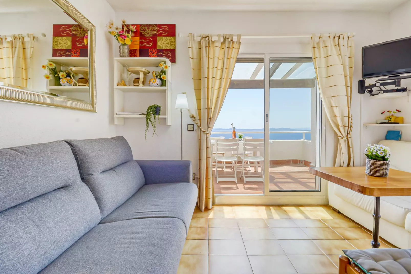 IBIZA BRAMER 9 Canyelles Roses-Living room