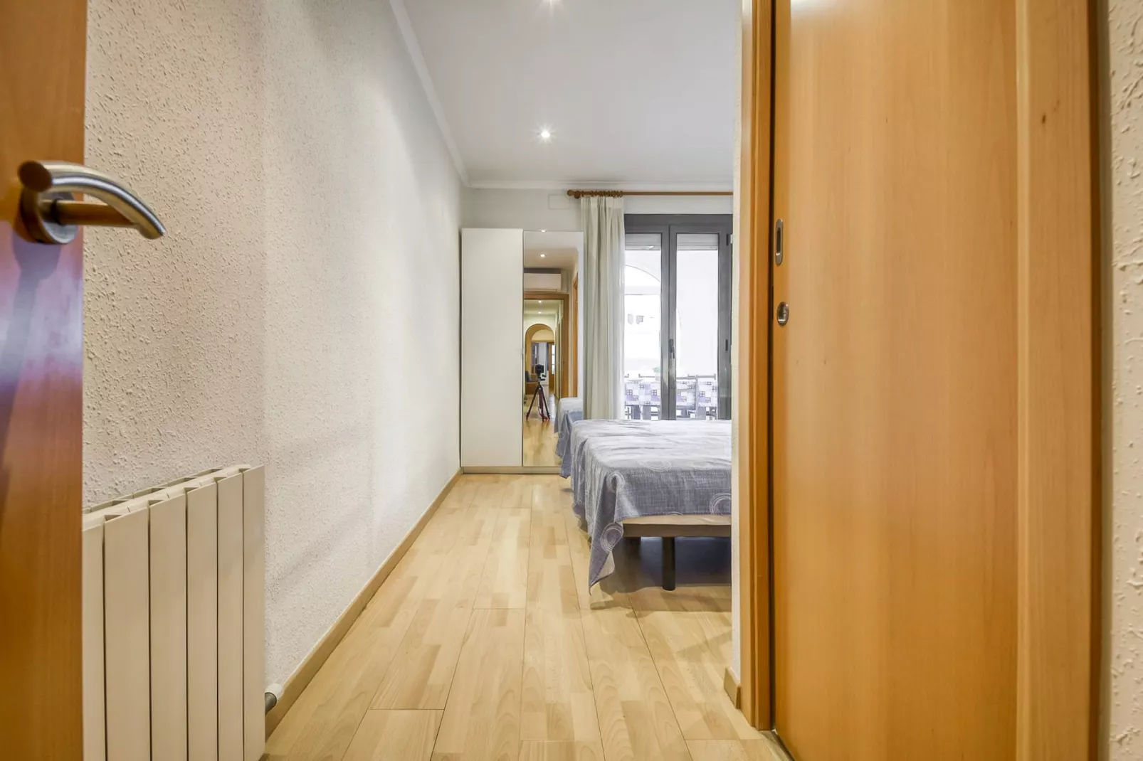 P.C. PONENT 3º2º Roses-Schlafzimmer