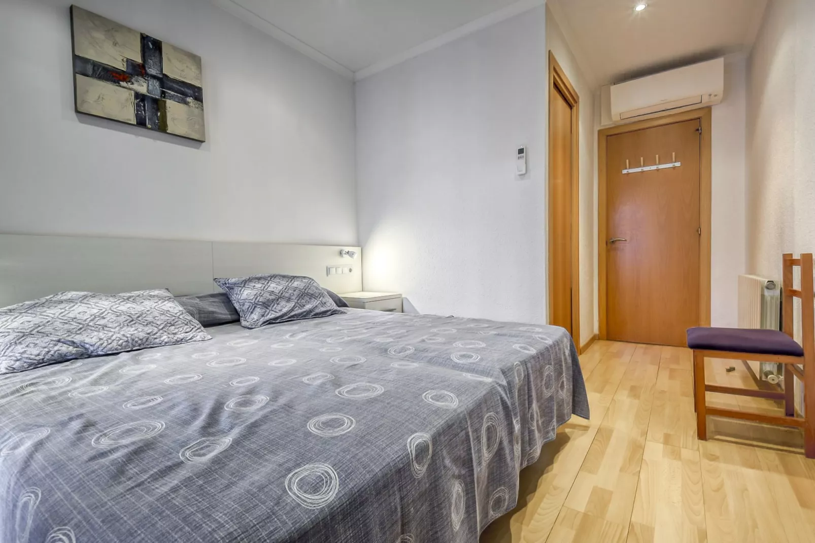 P.C. PONENT 3º2º Roses-Schlafzimmer