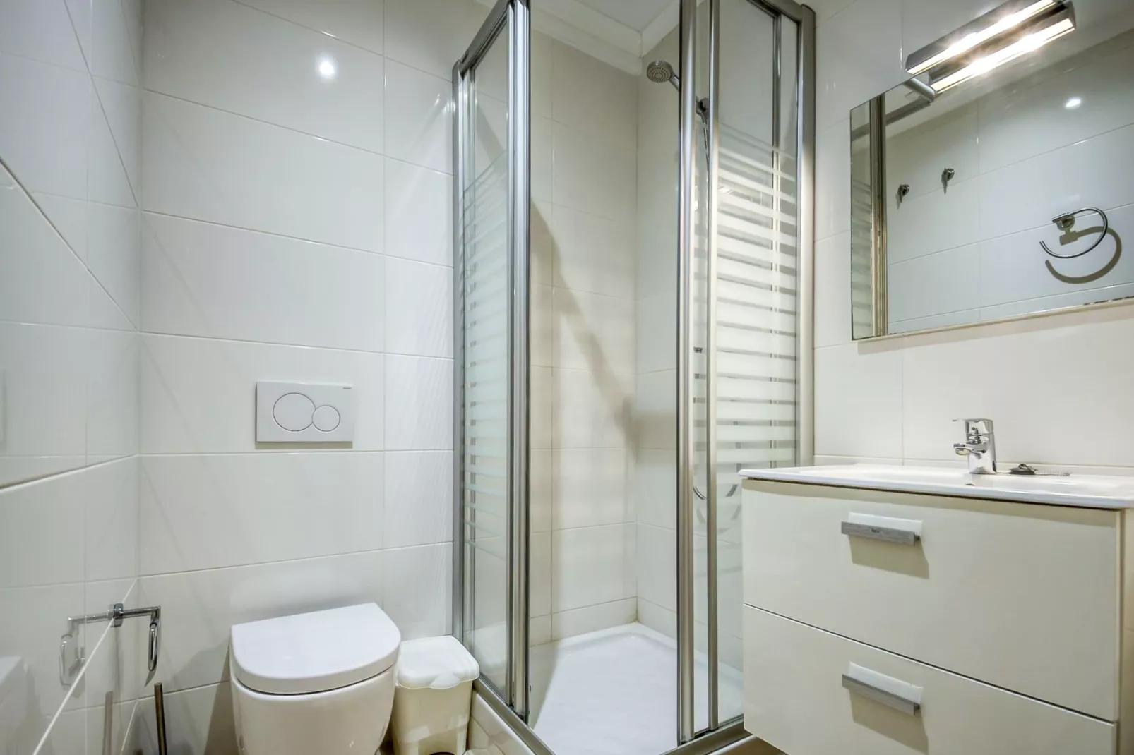 P.C. PONENT 3º2º Roses-Badezimmer
