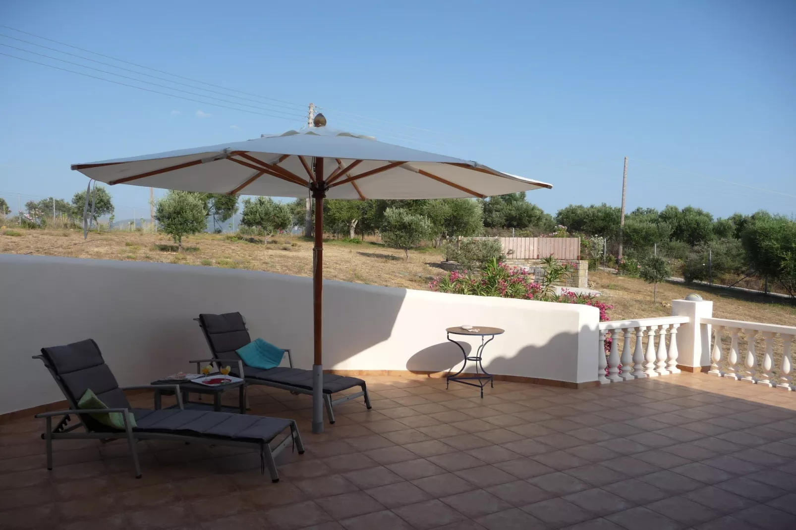 Pelops Villa Siga Siga-Balcon-terrasse