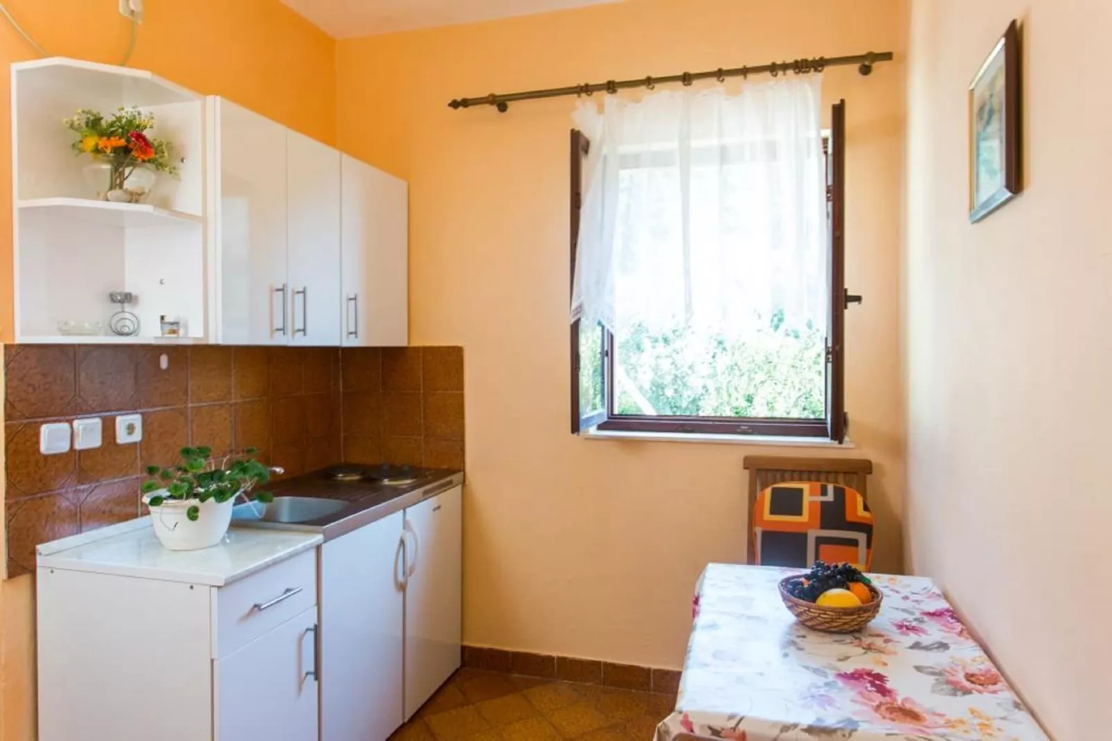 Apartments Neve - One-Bedroom Apartment with Balcony and Sea View-Kitchen