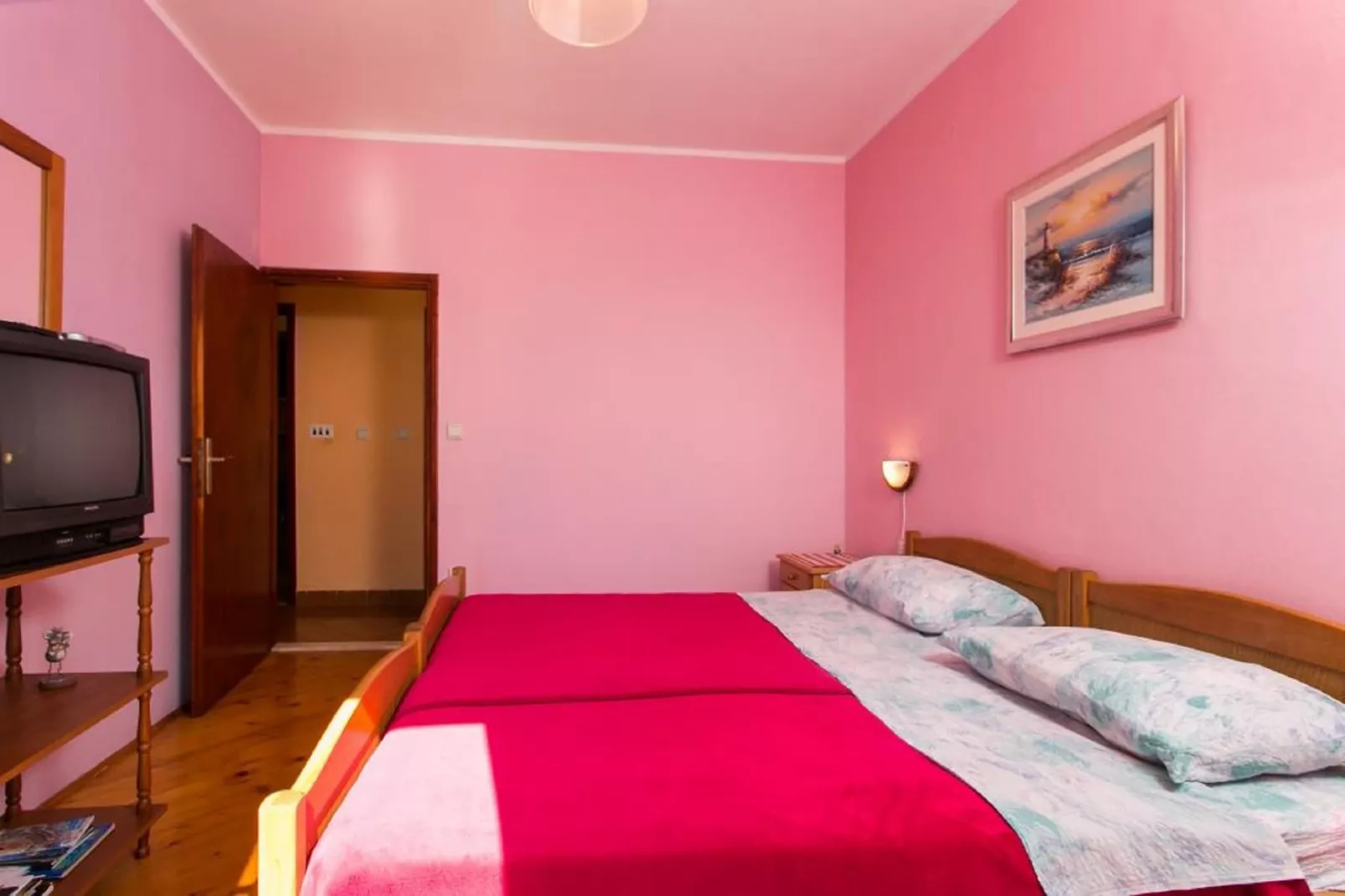 Apartments Neve - One-Bedroom Apartment with Balcony and Sea View-Bedroom