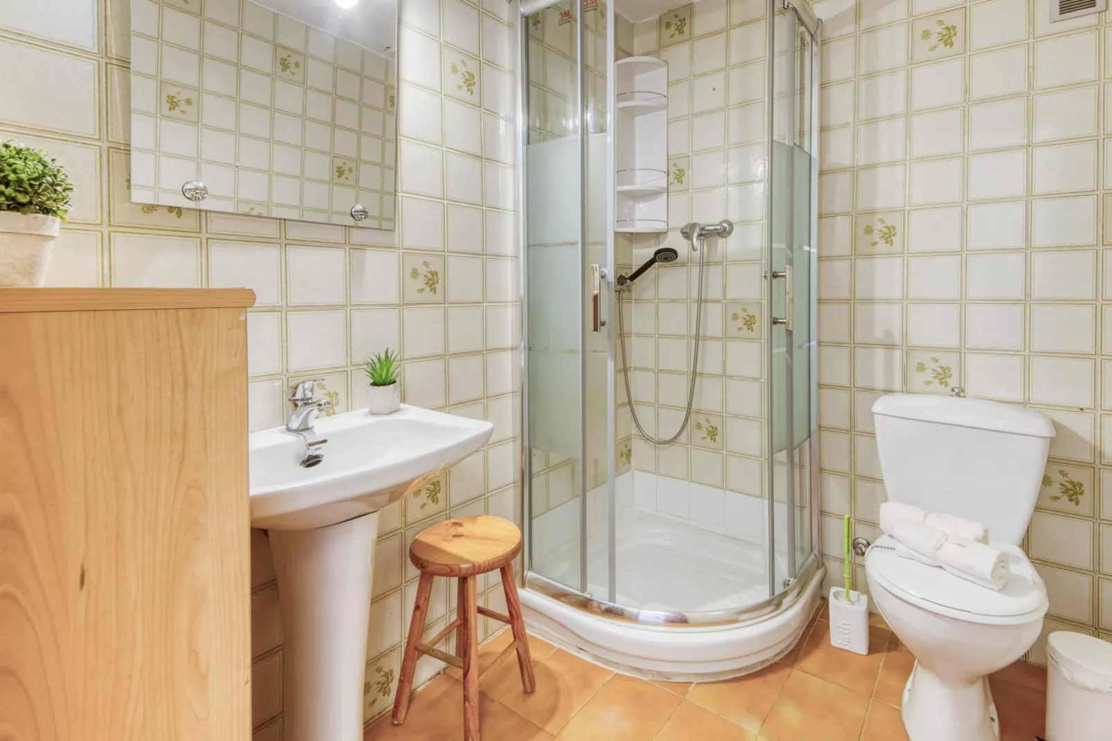 Dallas 2 F Canyelles Roses-Bathroom