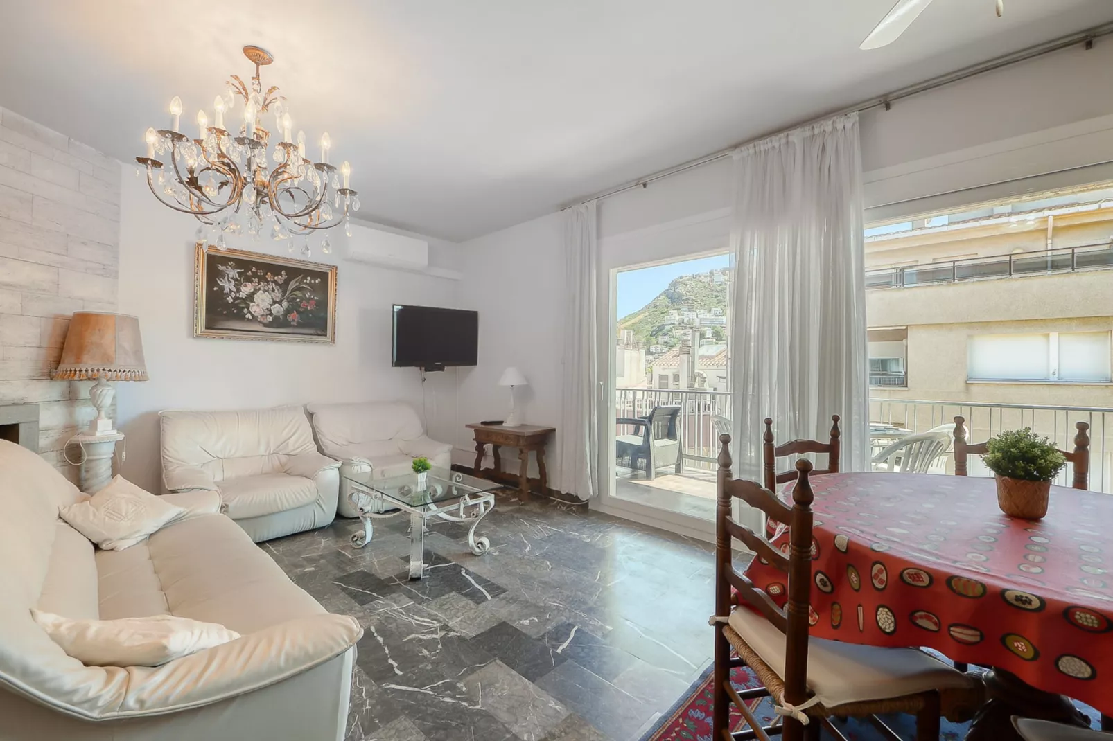 Av De Rhode 229 Roses-Living room