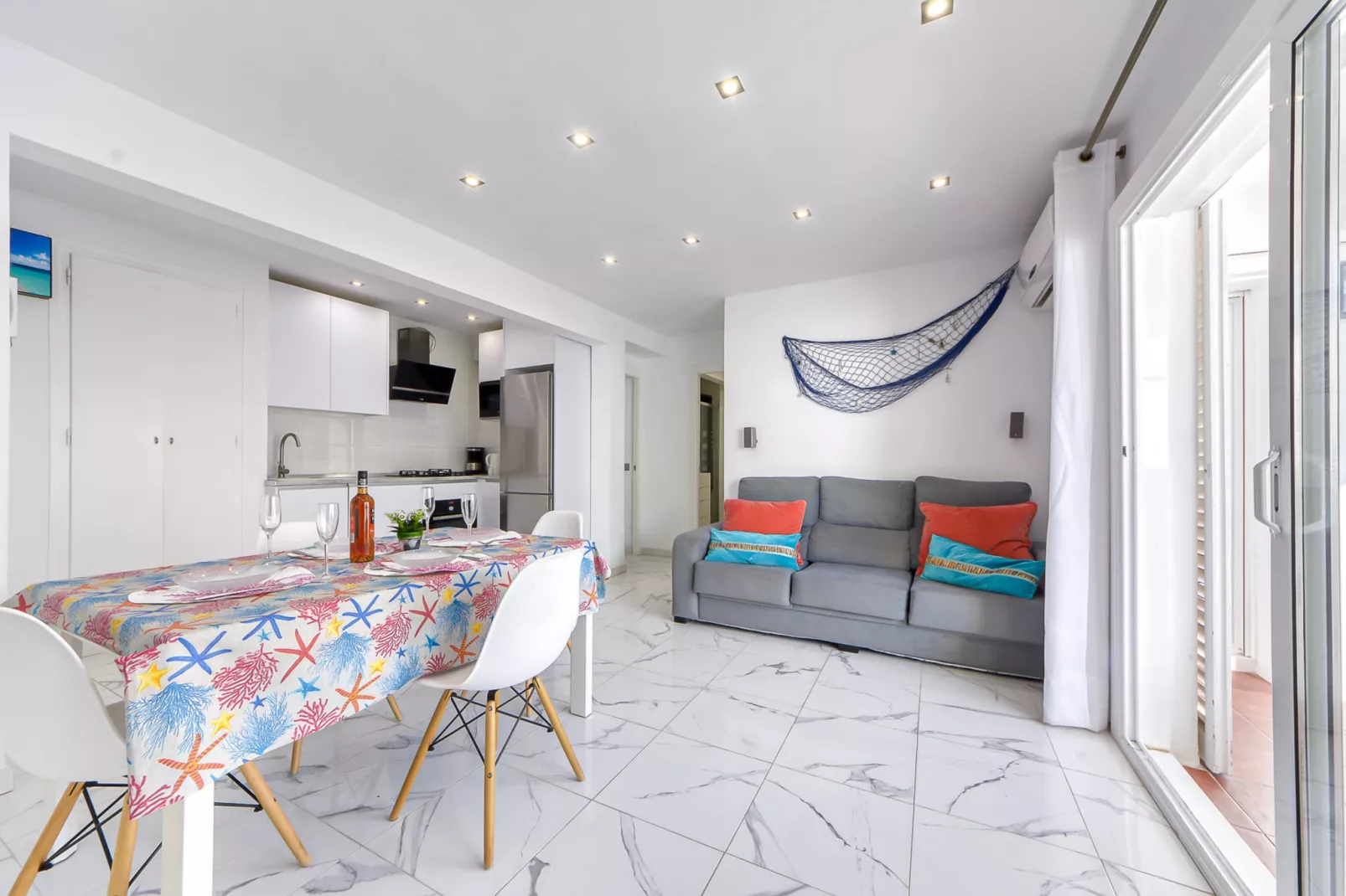 BLAUMAR 6 G Canyelles Roses-Living room