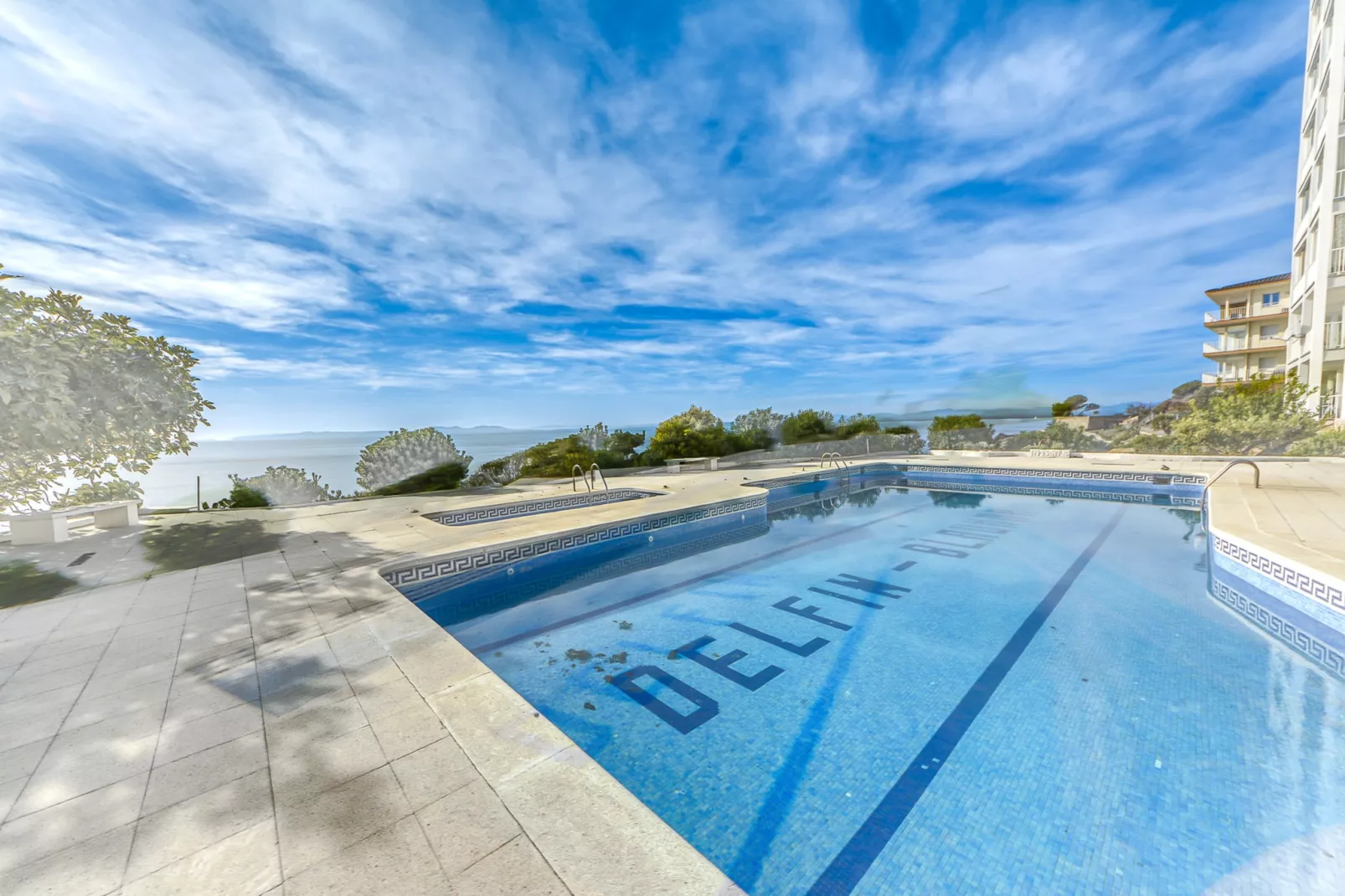BLAUMAR 6 G Canyelles Roses-Pool