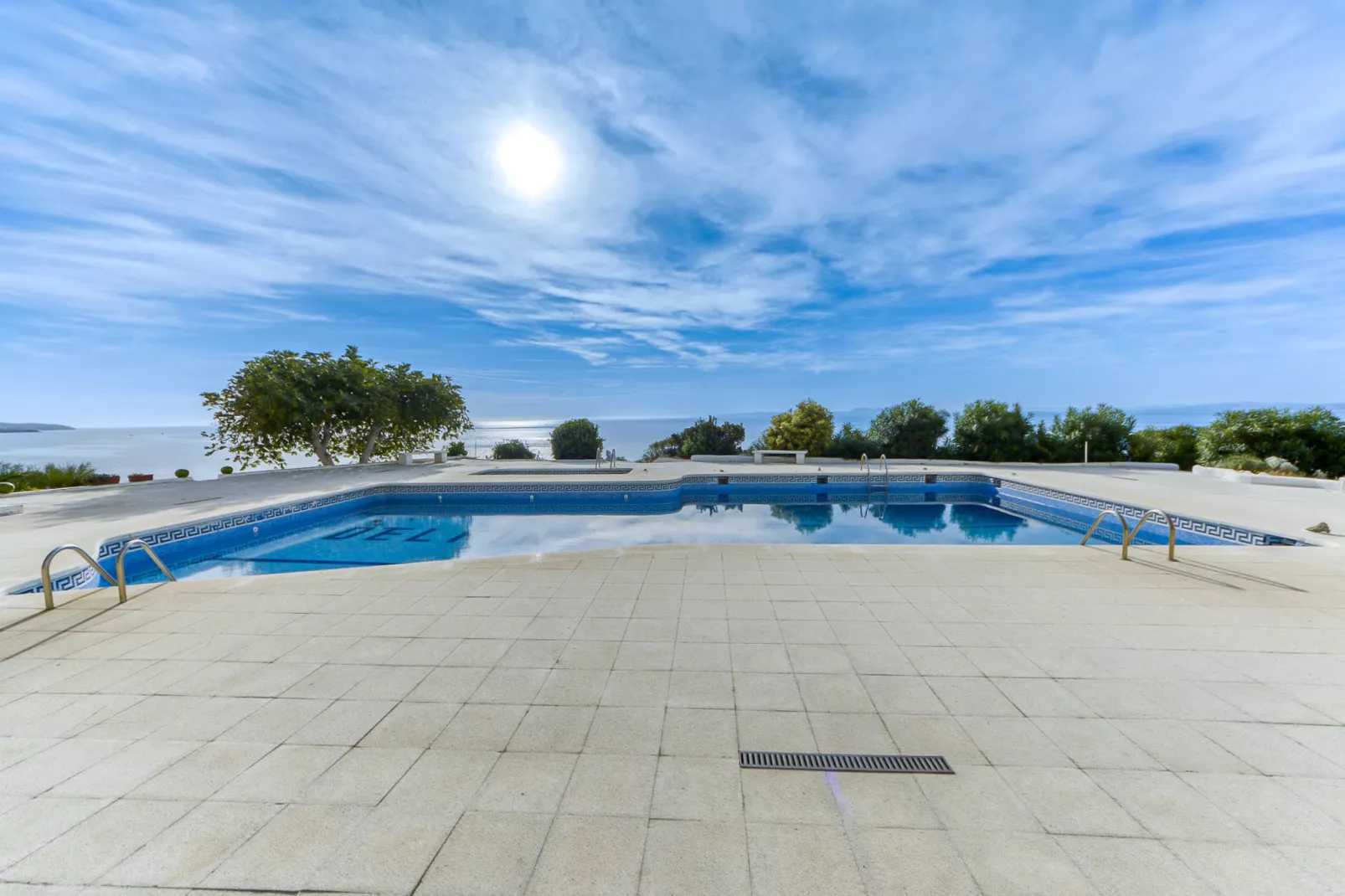 BLAUMAR 6 G Canyelles Roses-Pool