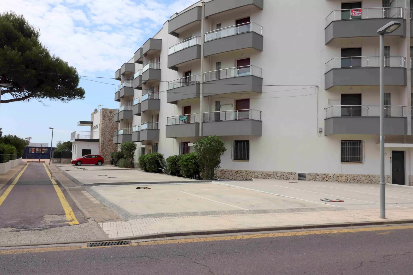 PUNTA PELEGRI 320 Roses-Outdoor