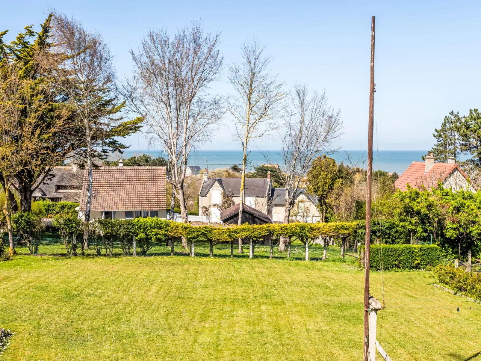 La maison du phare-Outside