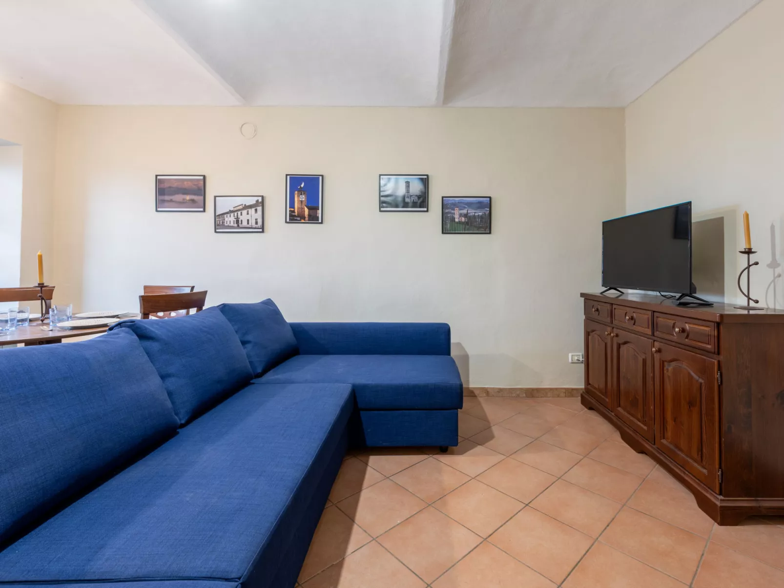 Coccoapartment-Inside