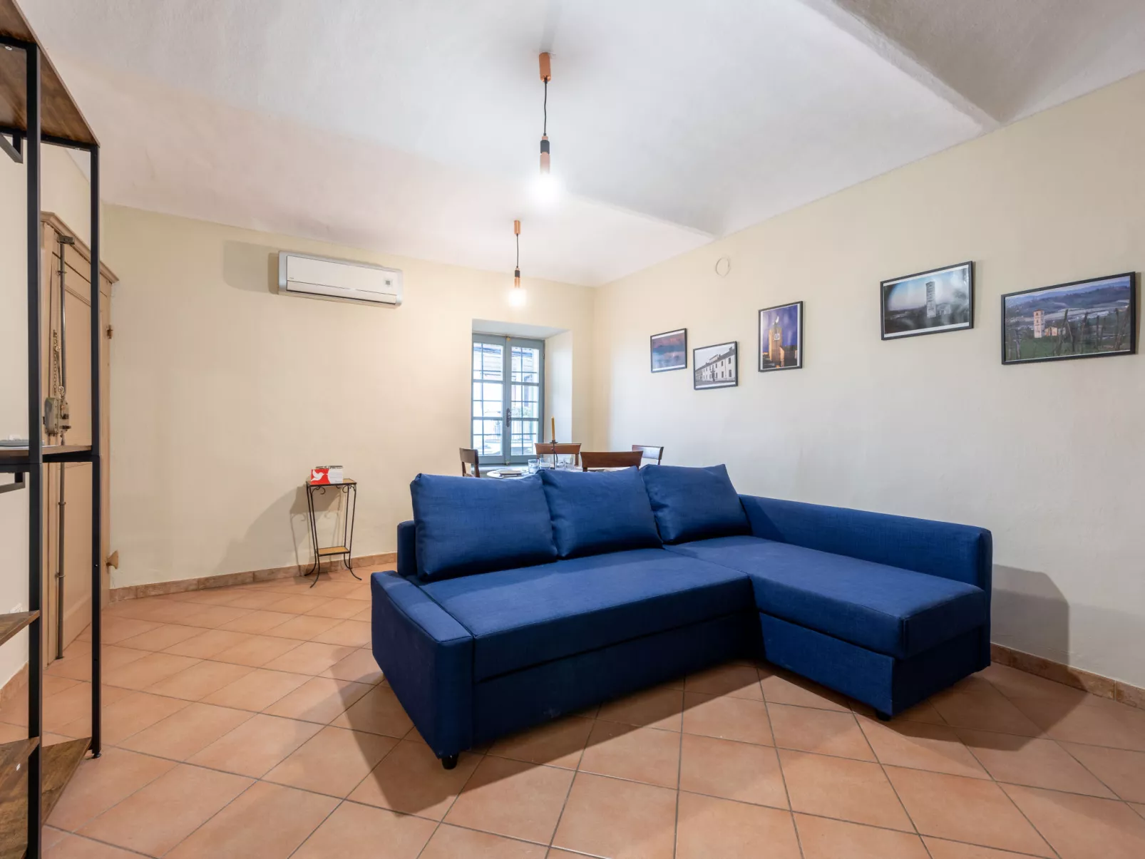 Coccoapartment-Inside