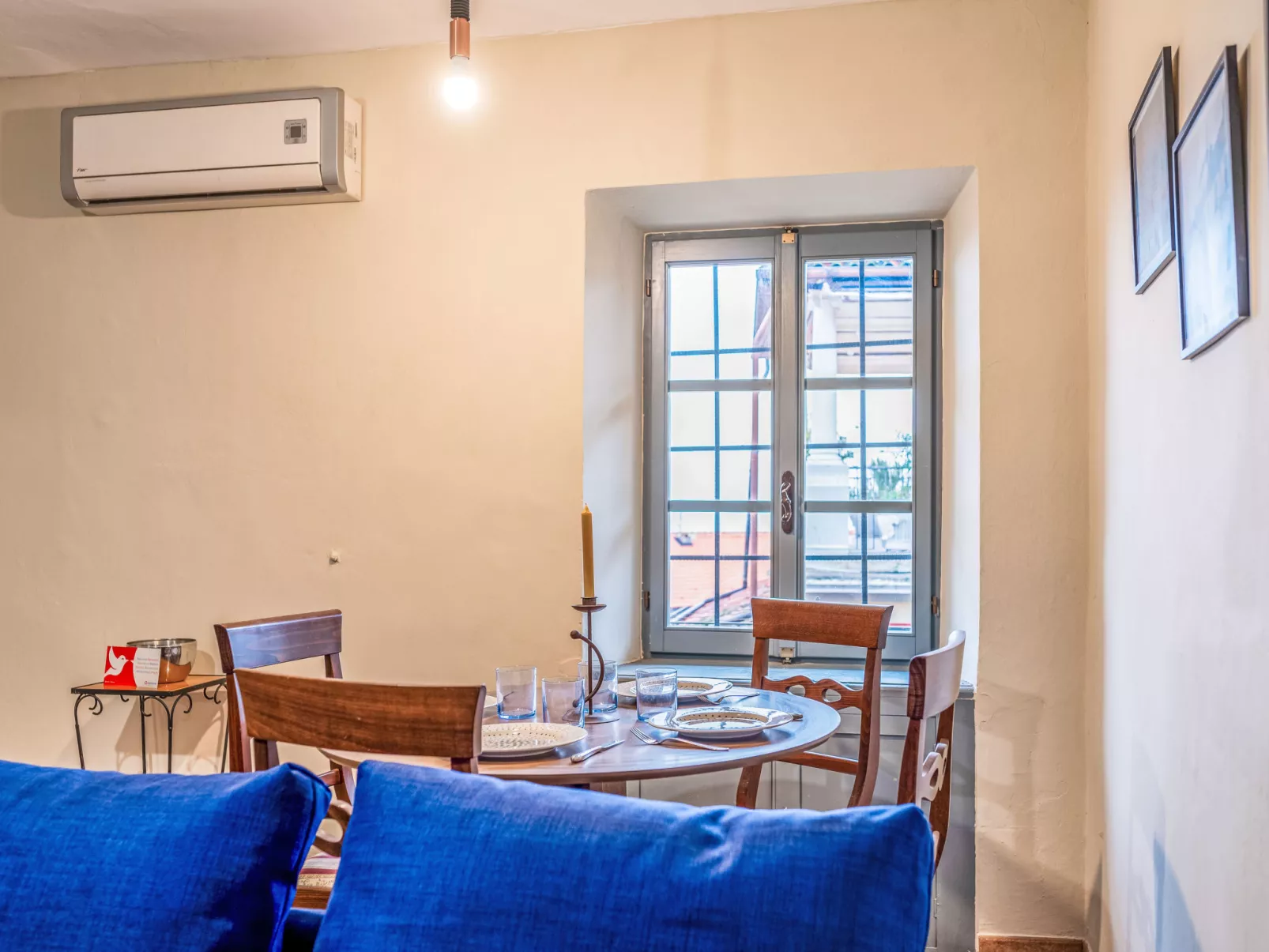 Coccoapartment-Inside