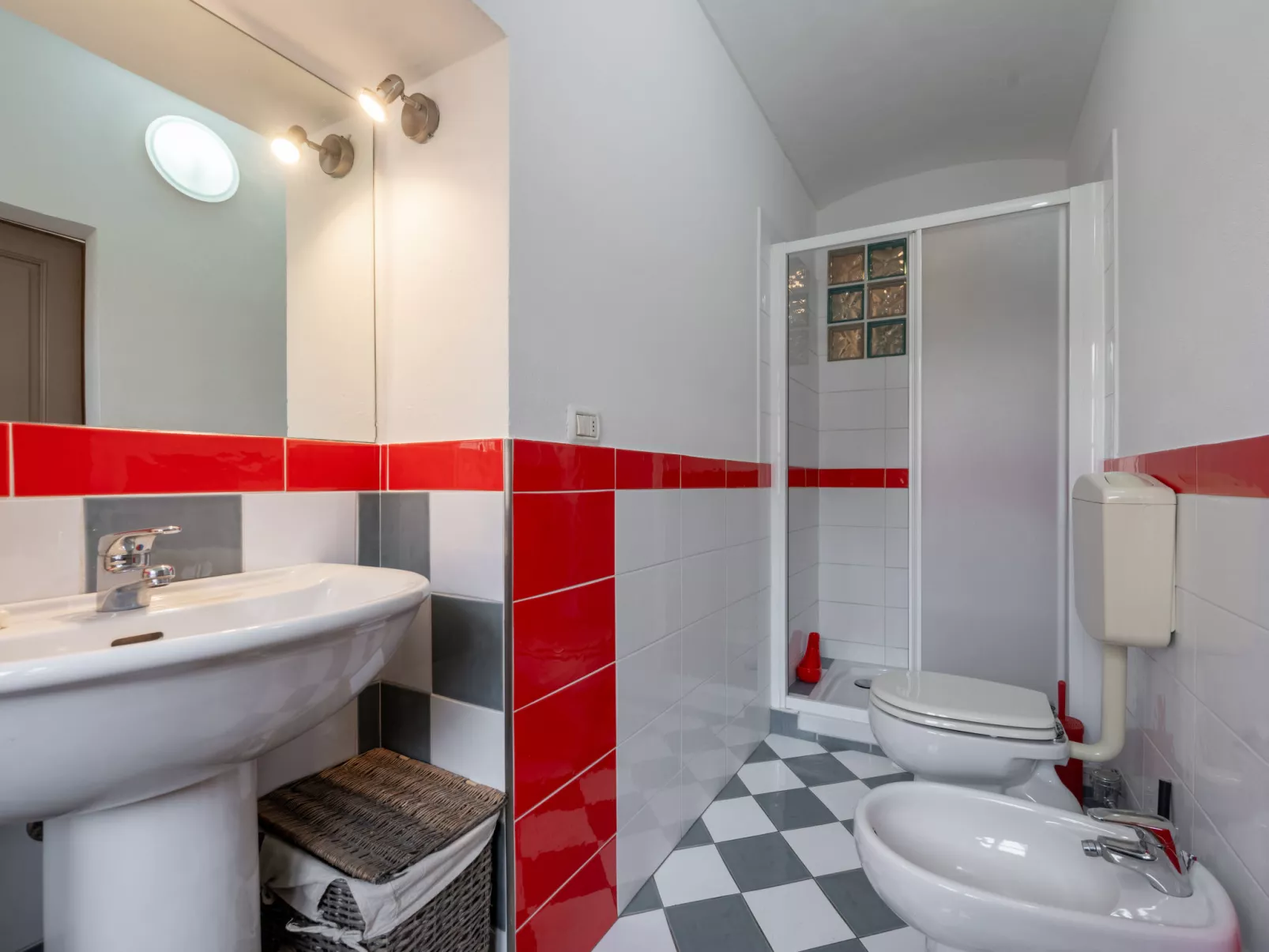 Coccoapartment-Inside