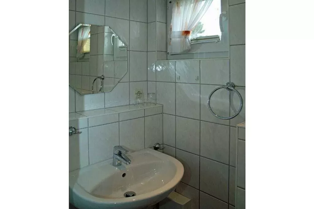 457442-Nicht getaggt