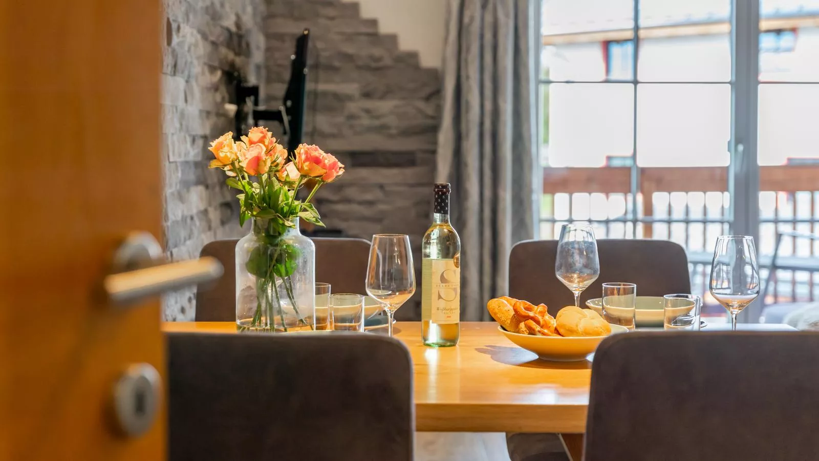 Tauern Suites Mitterwirt TOP 223-Dining room