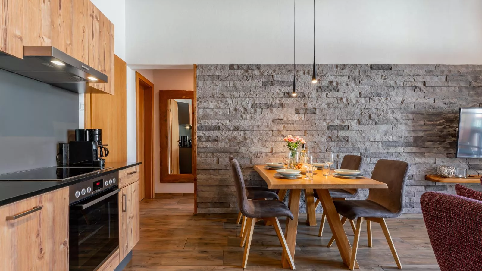 Tauern Suites Mitterwirt TOP 223-Dining room