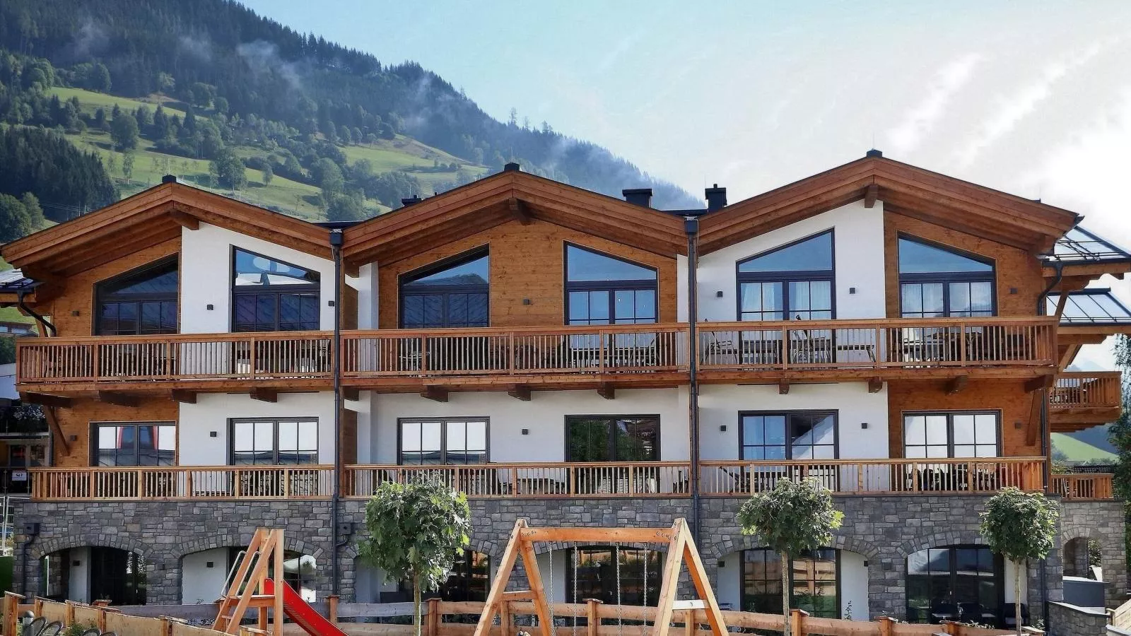 Tauern Suites Mitterwirt TOP 223-Exterior summer
