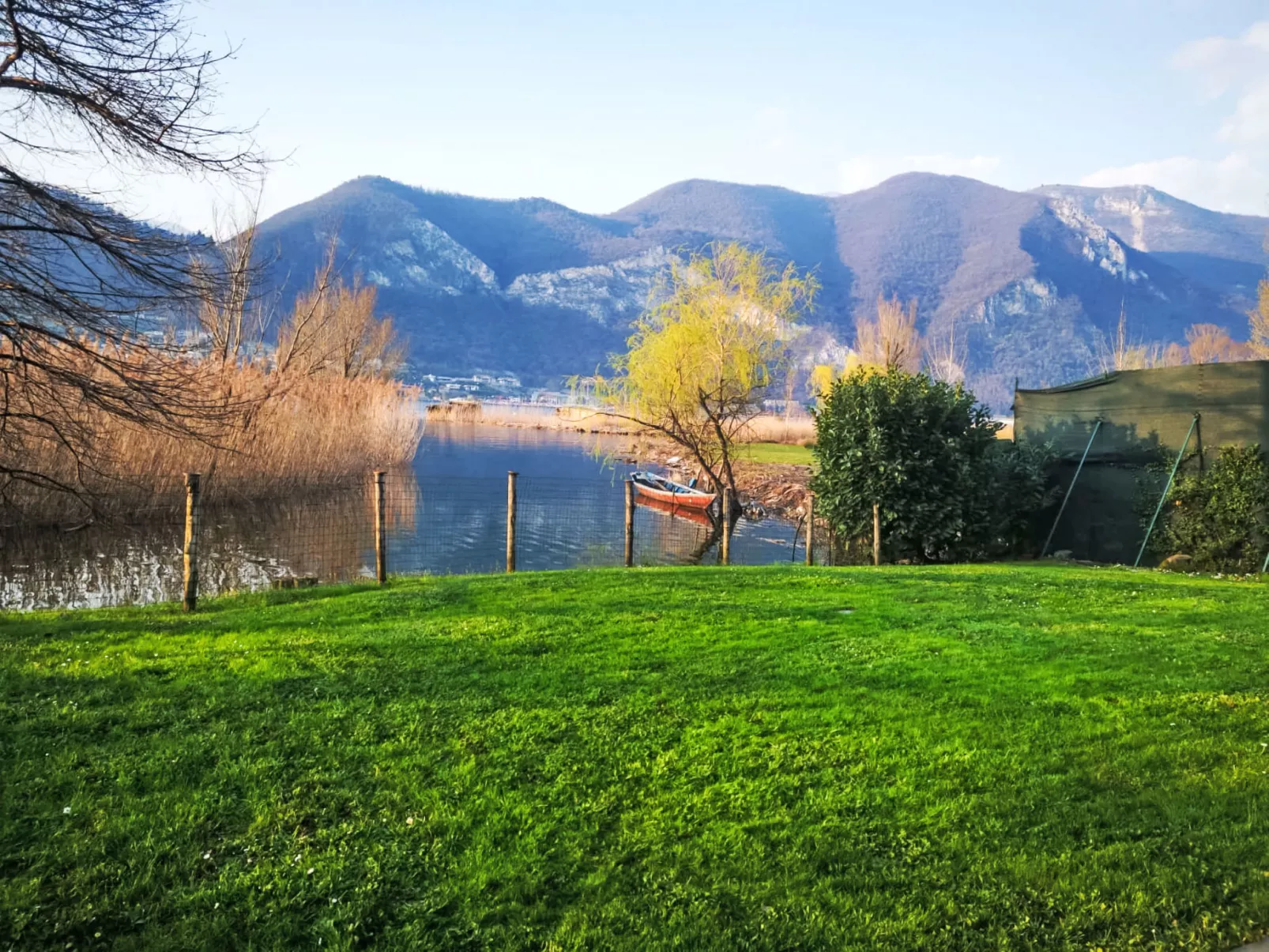 La Casetta sul Lago-Outside