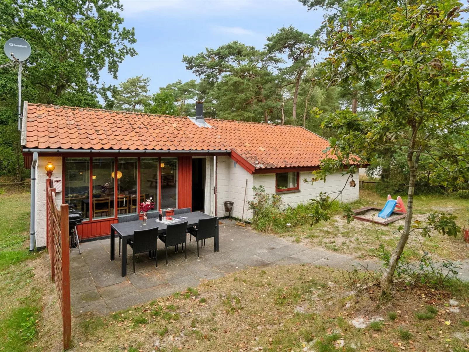 "Zoya" - 300m from the sea-Outside