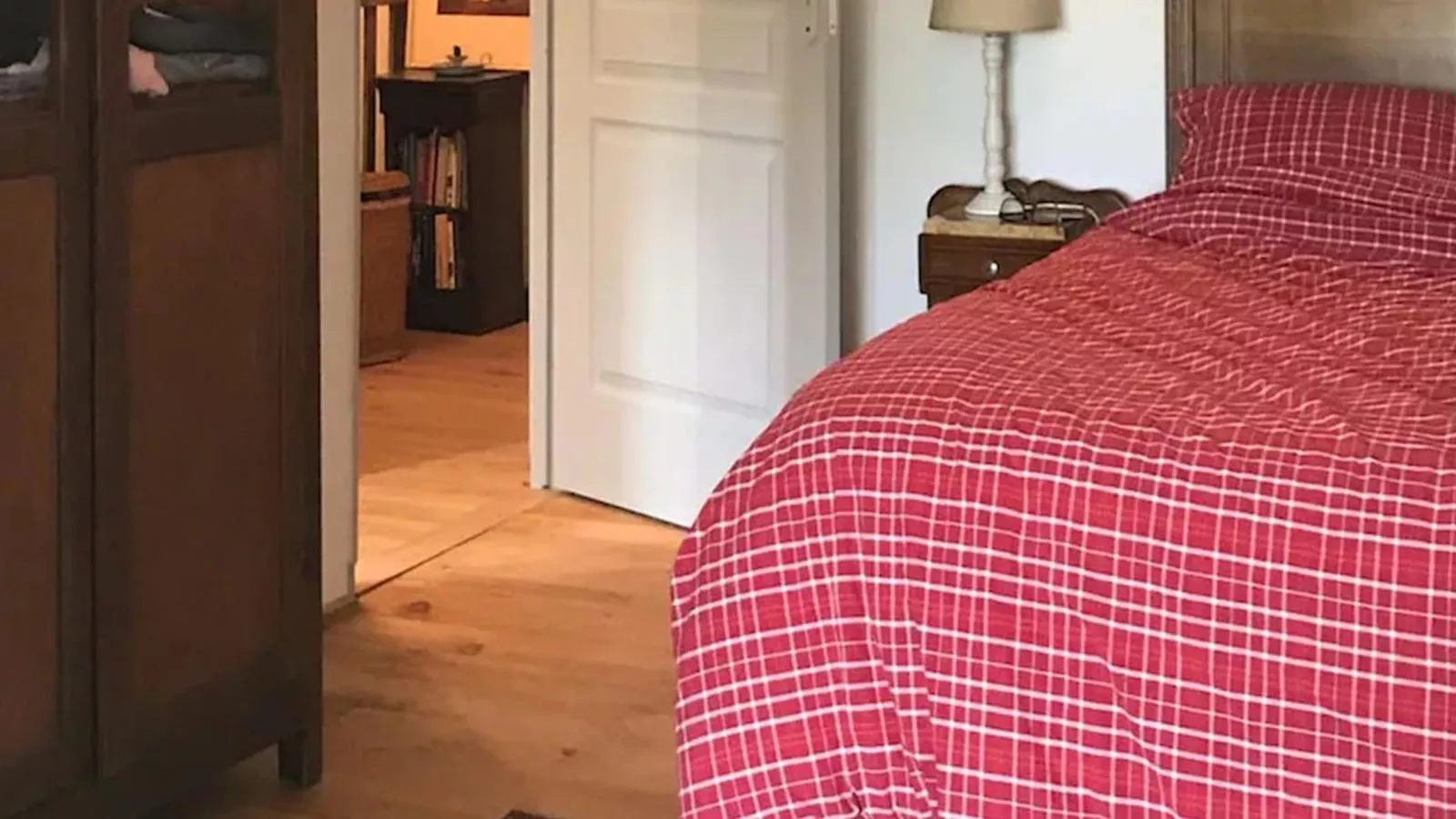 Lapeyrouse Bonnet-Bedroom