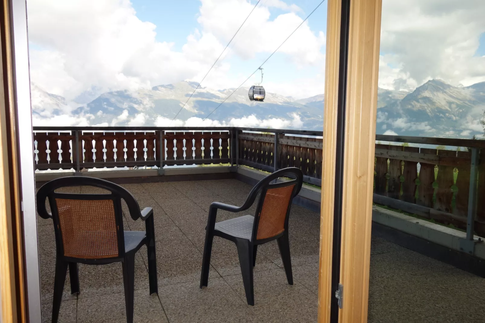 Hauts de Veysonnaz HV2 001 - SAUNA apartment 8 per-Terrace balcony