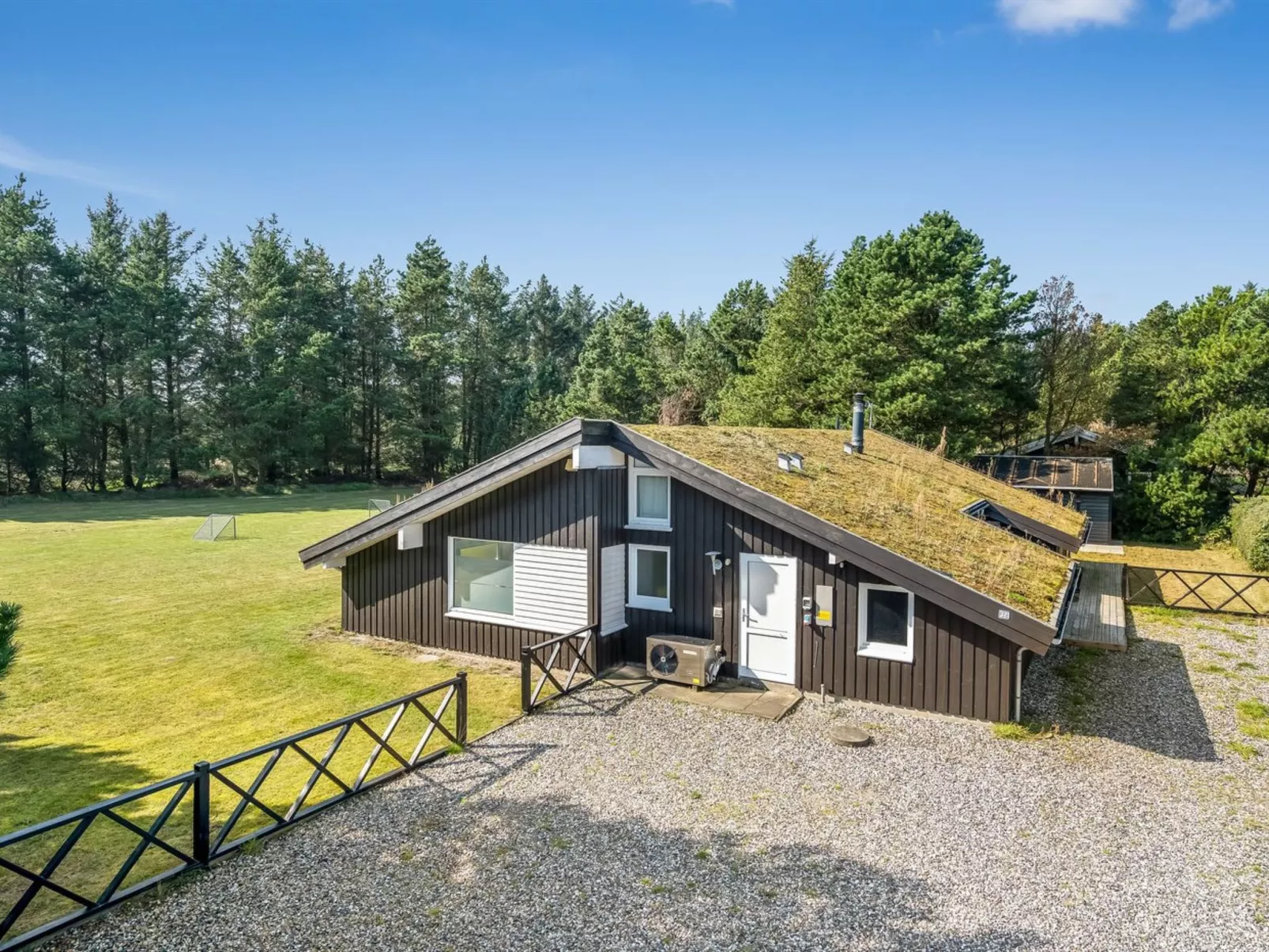 "Arild" - 900m from the sea-Outside