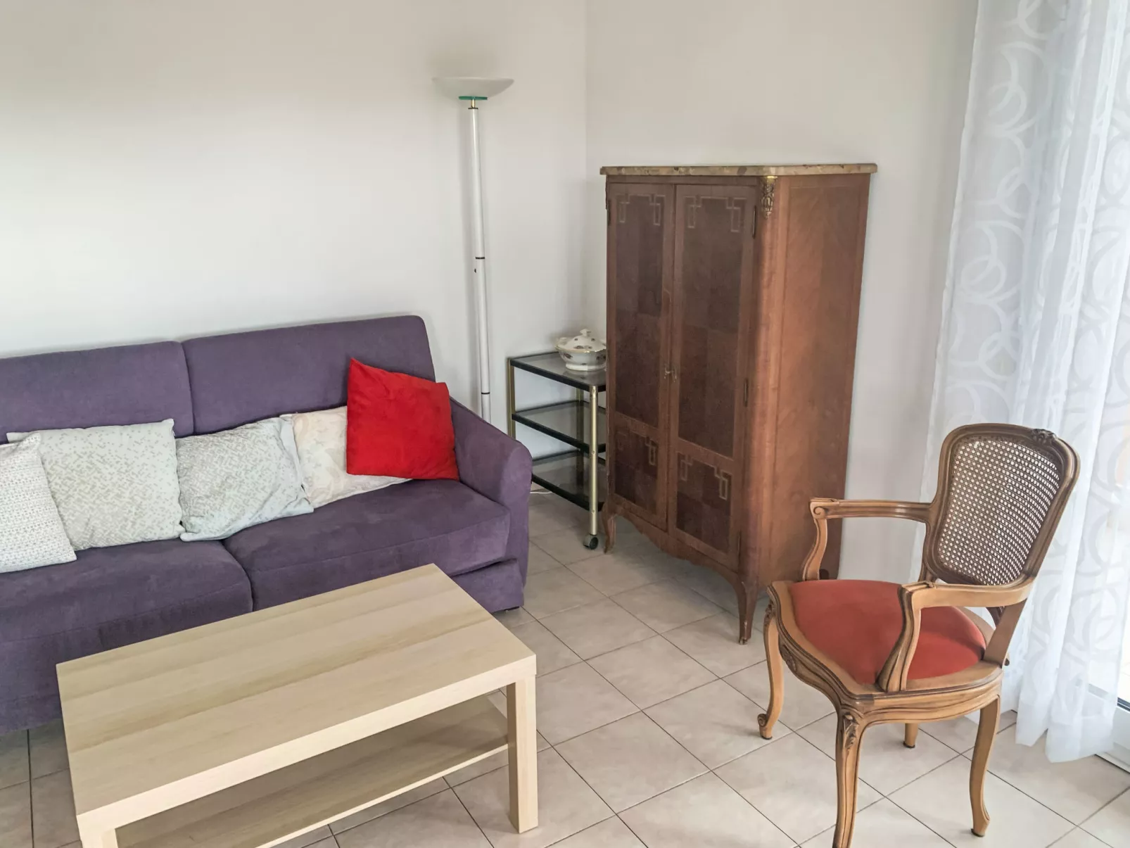 Baie Azur-Inside