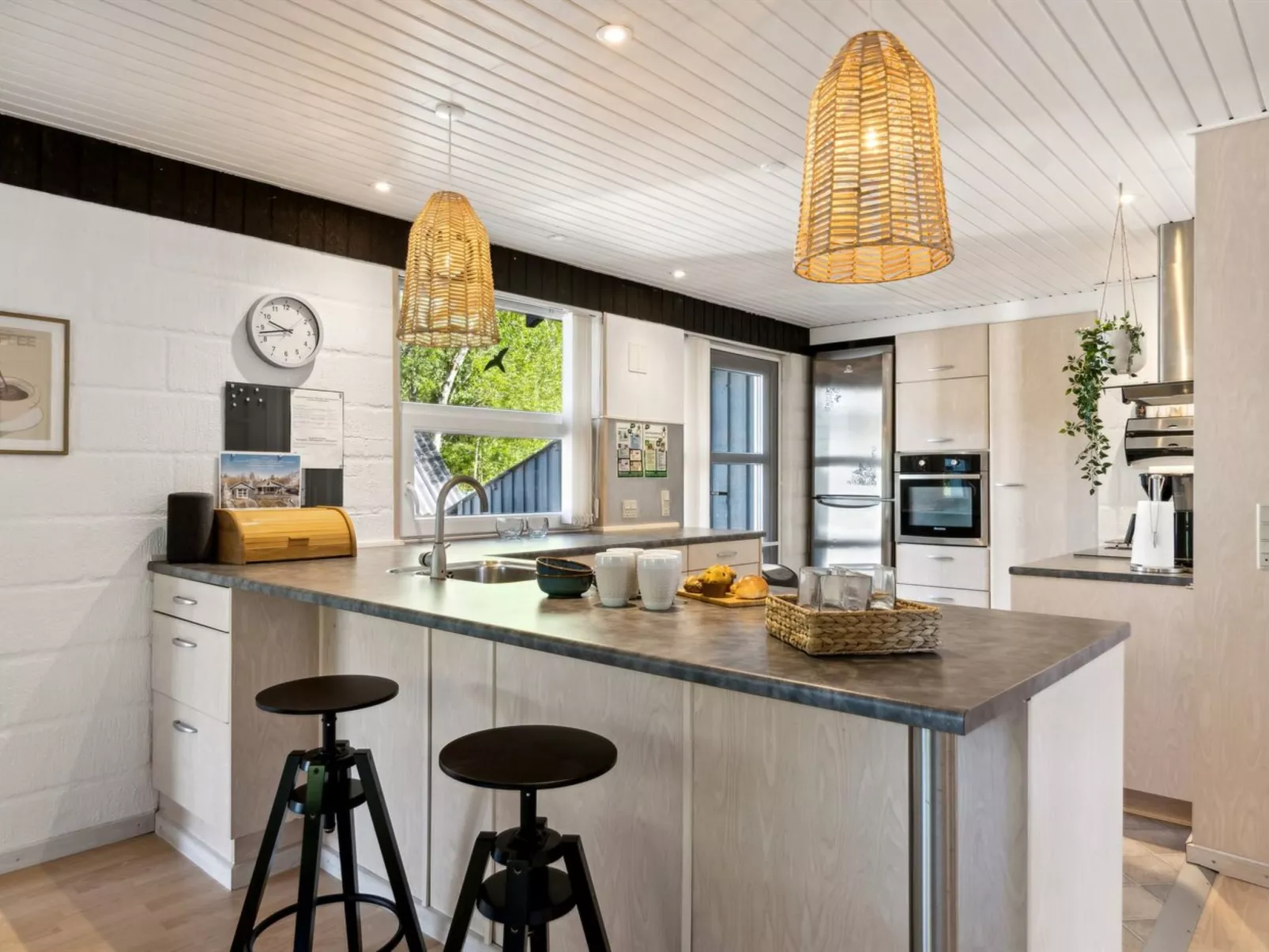 "Glenna" - 1.8km from the sea-Drinnen