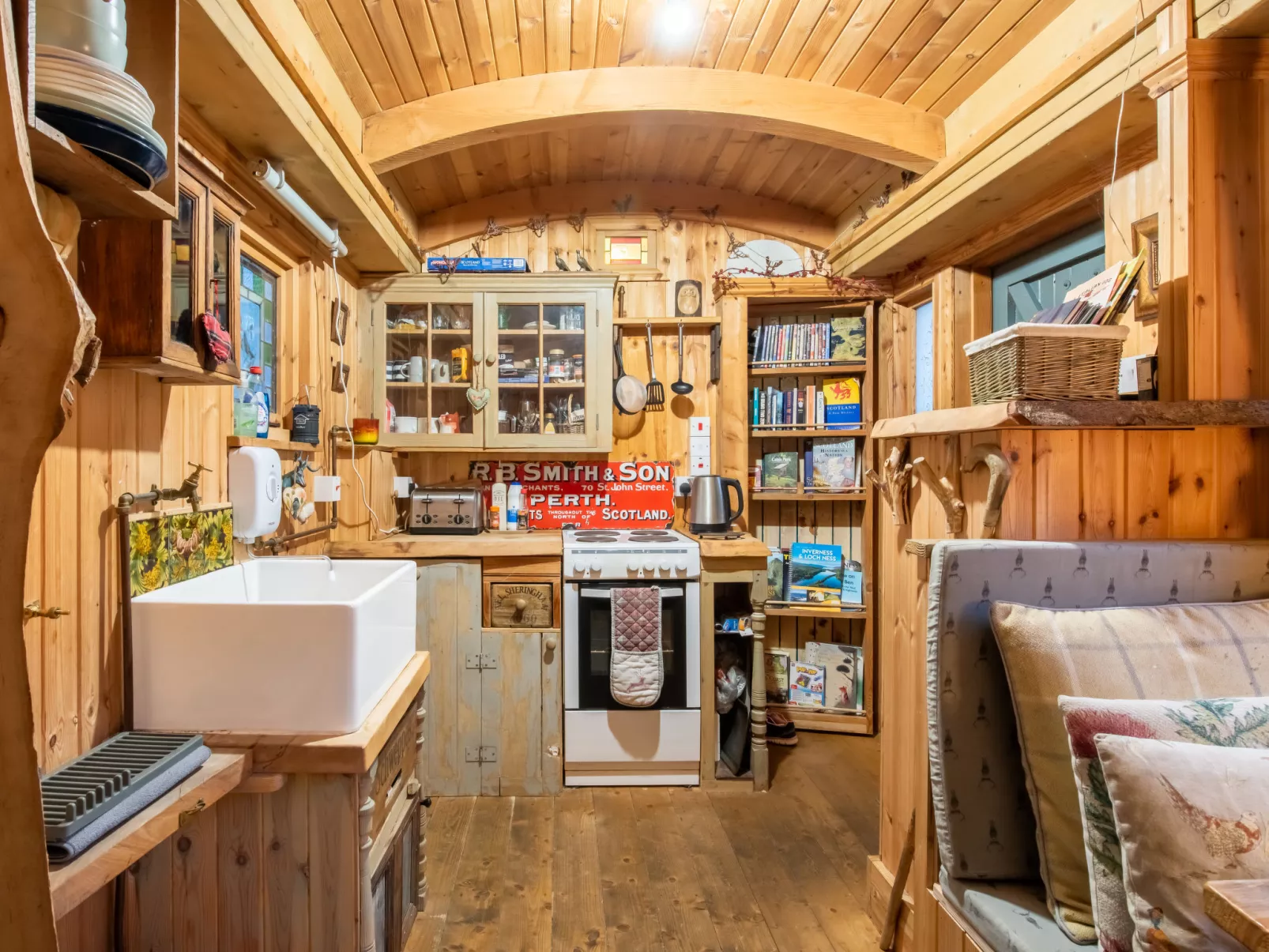Shepherds Hut-Inside