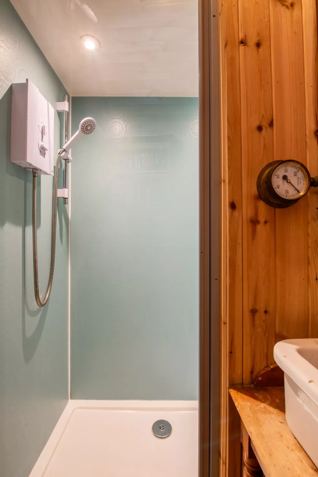 Shepherds Hut-Inside