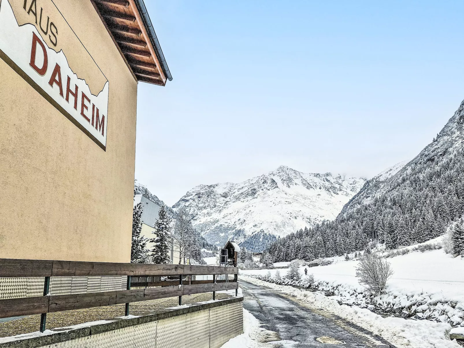Daheim – Edelweiß-Draußen